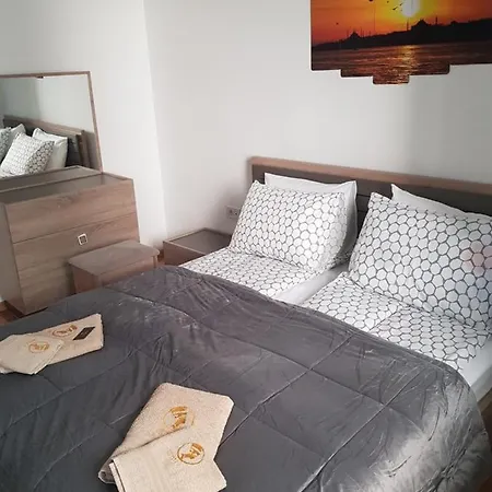 Luxury Nefertiti Apartament