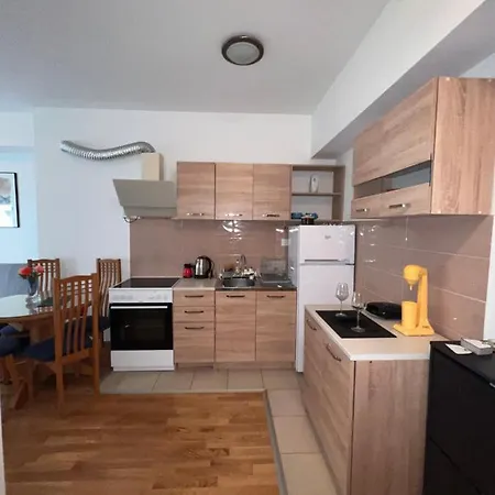 Luxury Nefertiti Apartament Skopje
